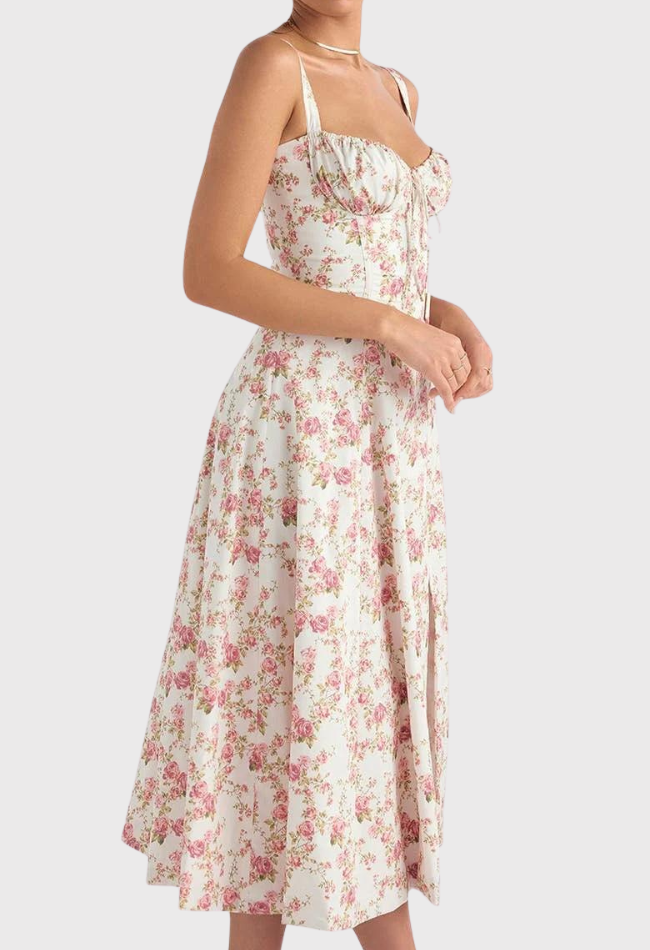 Nathalie | Robe d'Été à Fleurs : L'Incontournable de Votre Garde-Robe Estivale