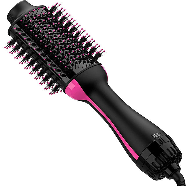 Obtenez un volume éblouissant en un clin d'œil avec notre sèche-cheveux !