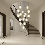 Lampadario per scale con sfere di cristallo