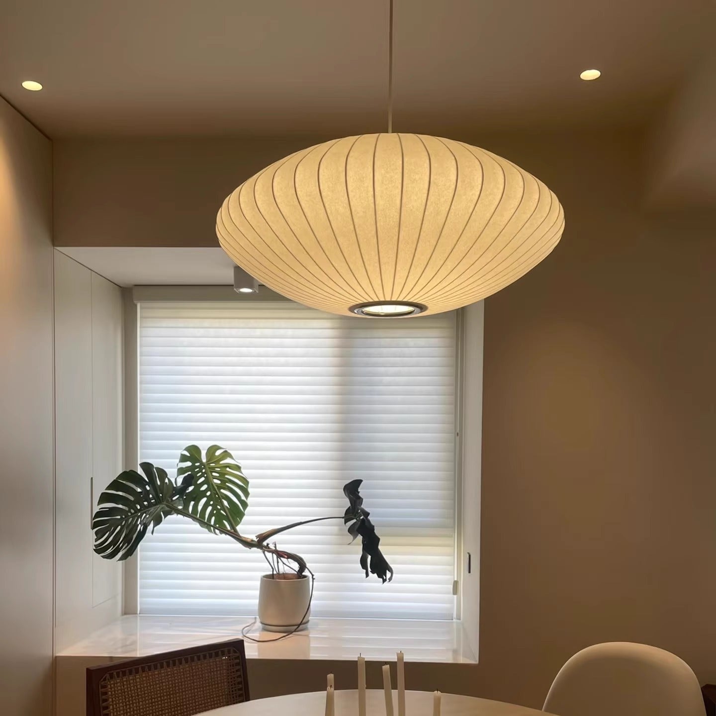 Lampadario in seta italiana