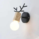 AntlerGlow - Applique da Parete in Legno