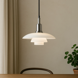 Lampada a sospensione dal design danese