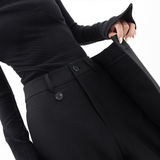 Julia | I pantaloni larghi di tendenza 2025