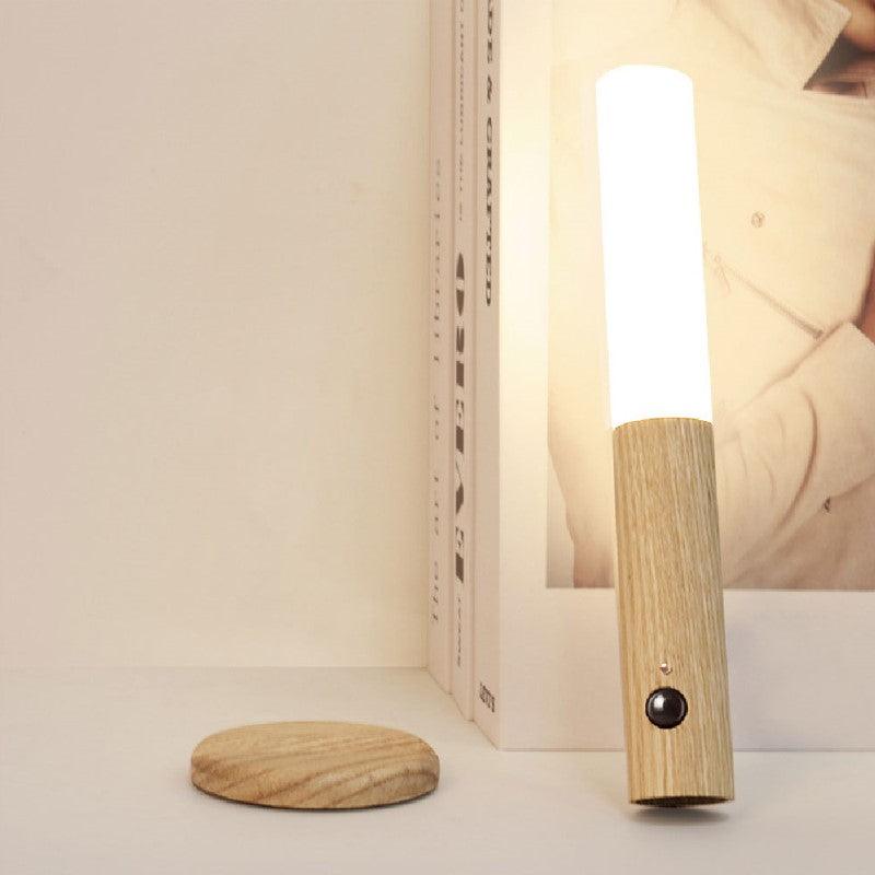 Lampe Mural à Détection Kurious - Transport Facile et Design Épuré travel bot