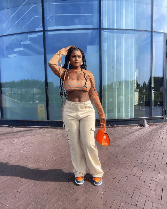 Pantalon cargo Lea en jean ajusté avec poches pratiques - Confort maximal et style décontracté