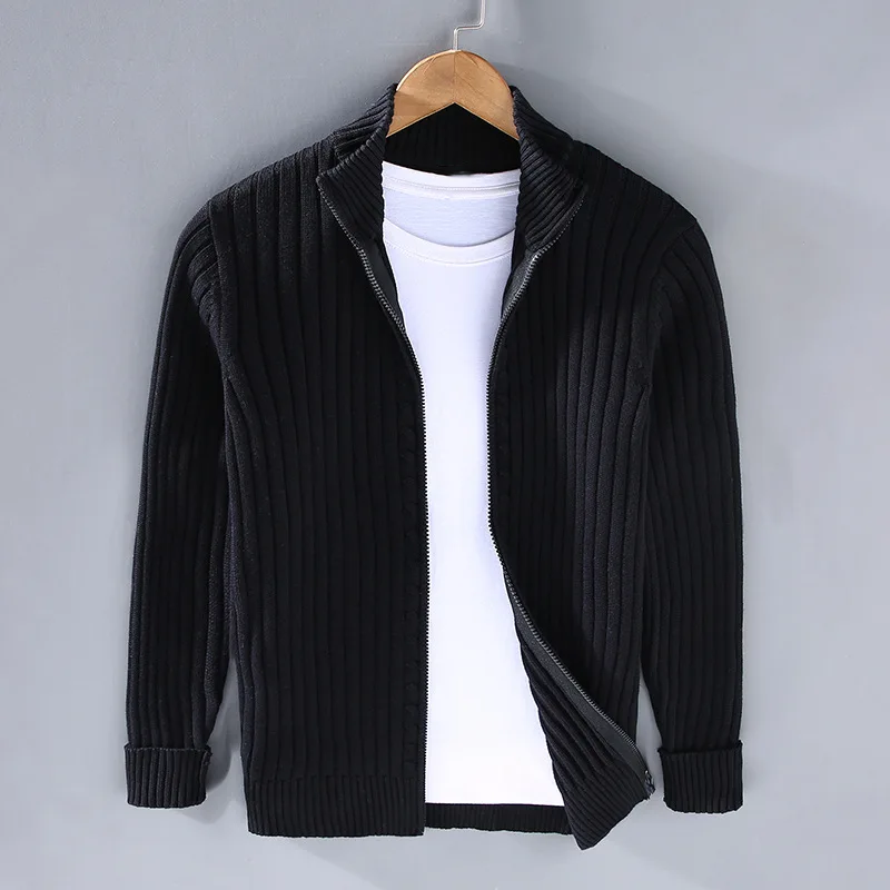 Cardigan Zippé Massimo pour Homme en Noir, sobre et élégant pour une allure sophistiquée