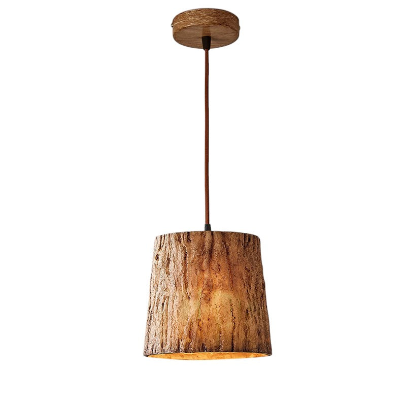 Lampada a sospensione in tronchi di legno