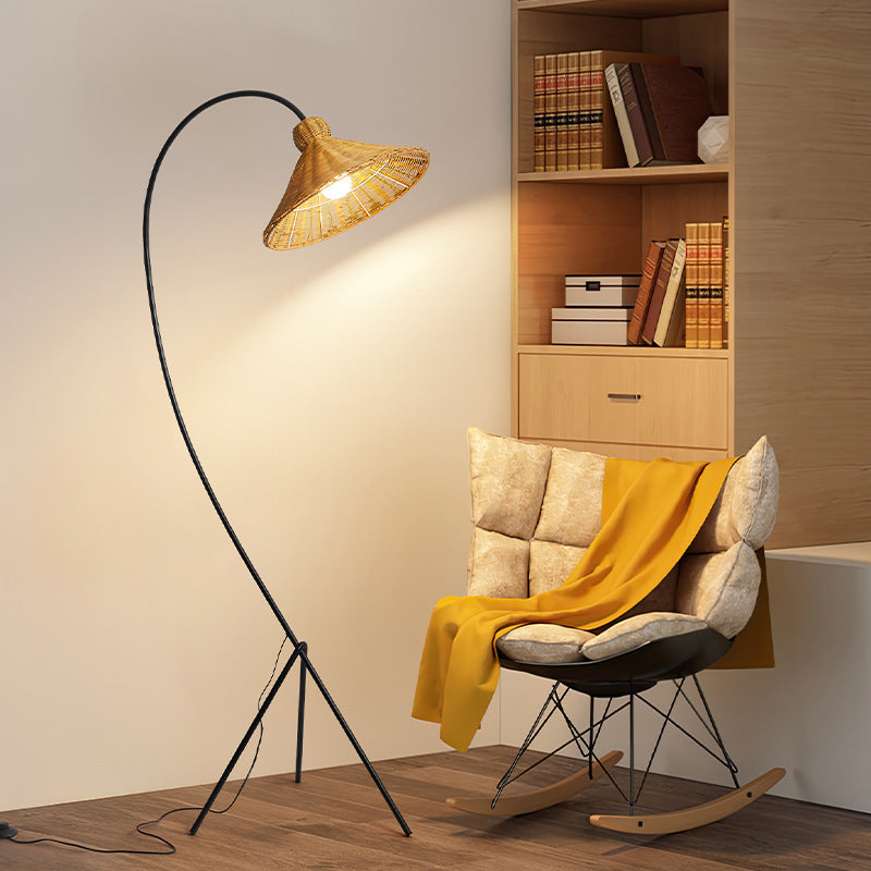 Lampada da terra in bambù