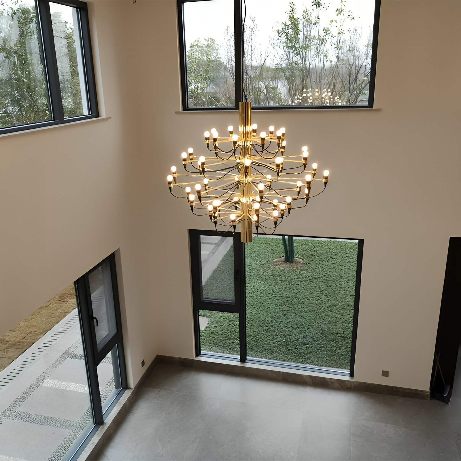 Lampadario medievale italiano