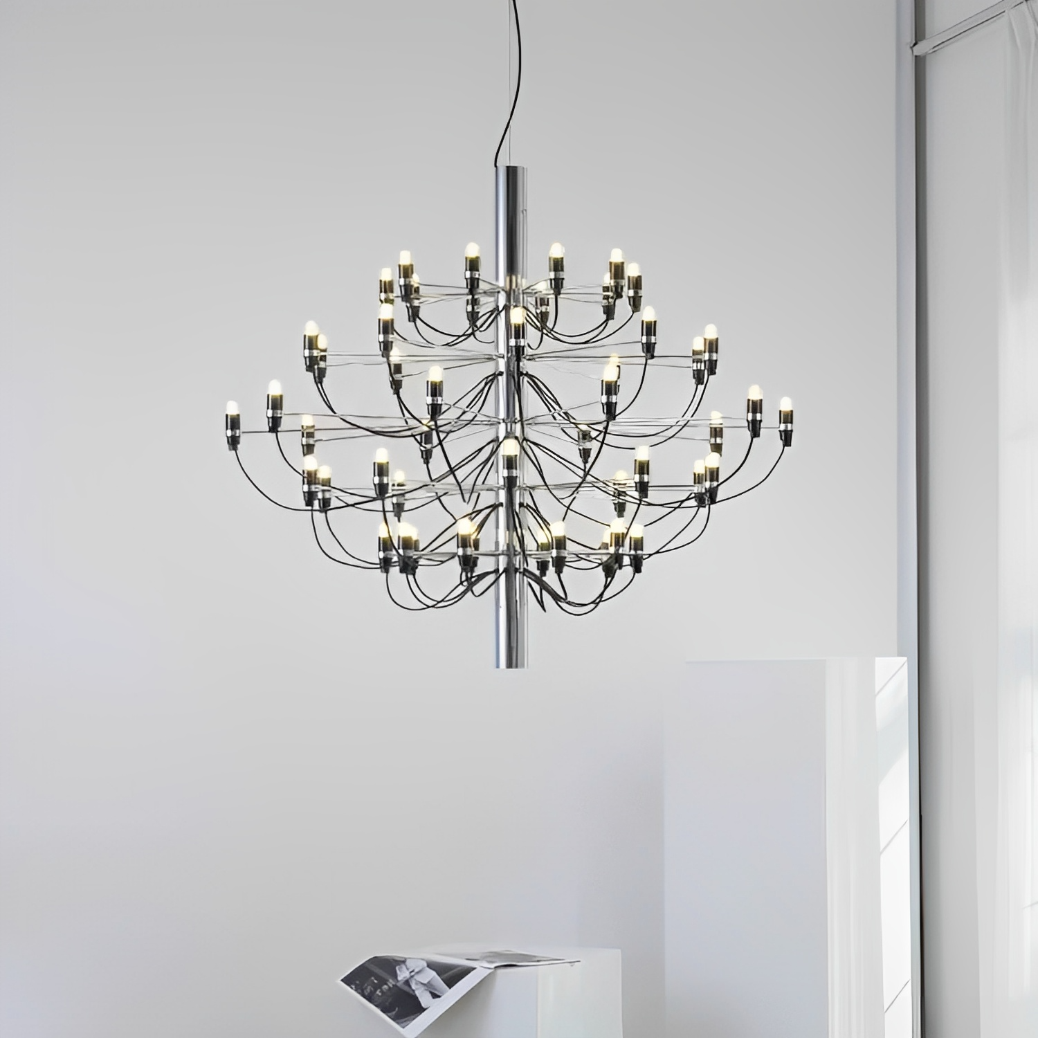 Lampadario medievale italiano