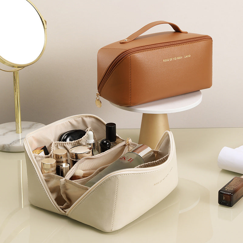 Trousse de maquillage PRESTIGE en cuir artificiel waterproof travel bottle le