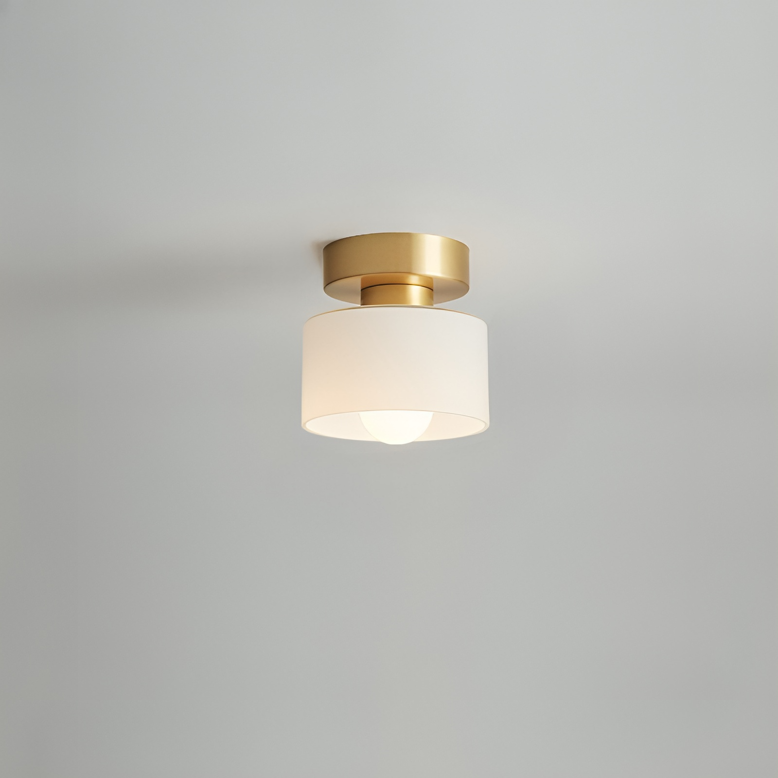 Spot creativo per soffitto Bauhaus