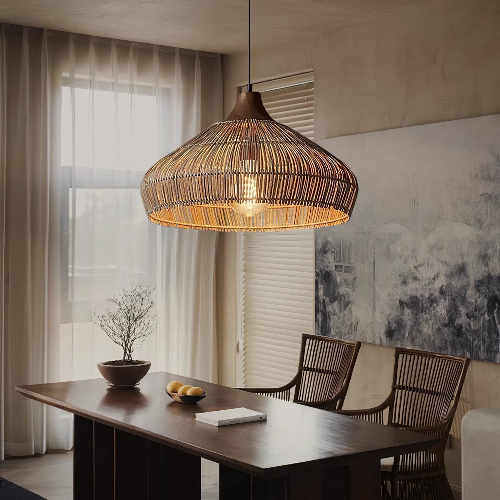 Lampada sospesa in vimini e rattan