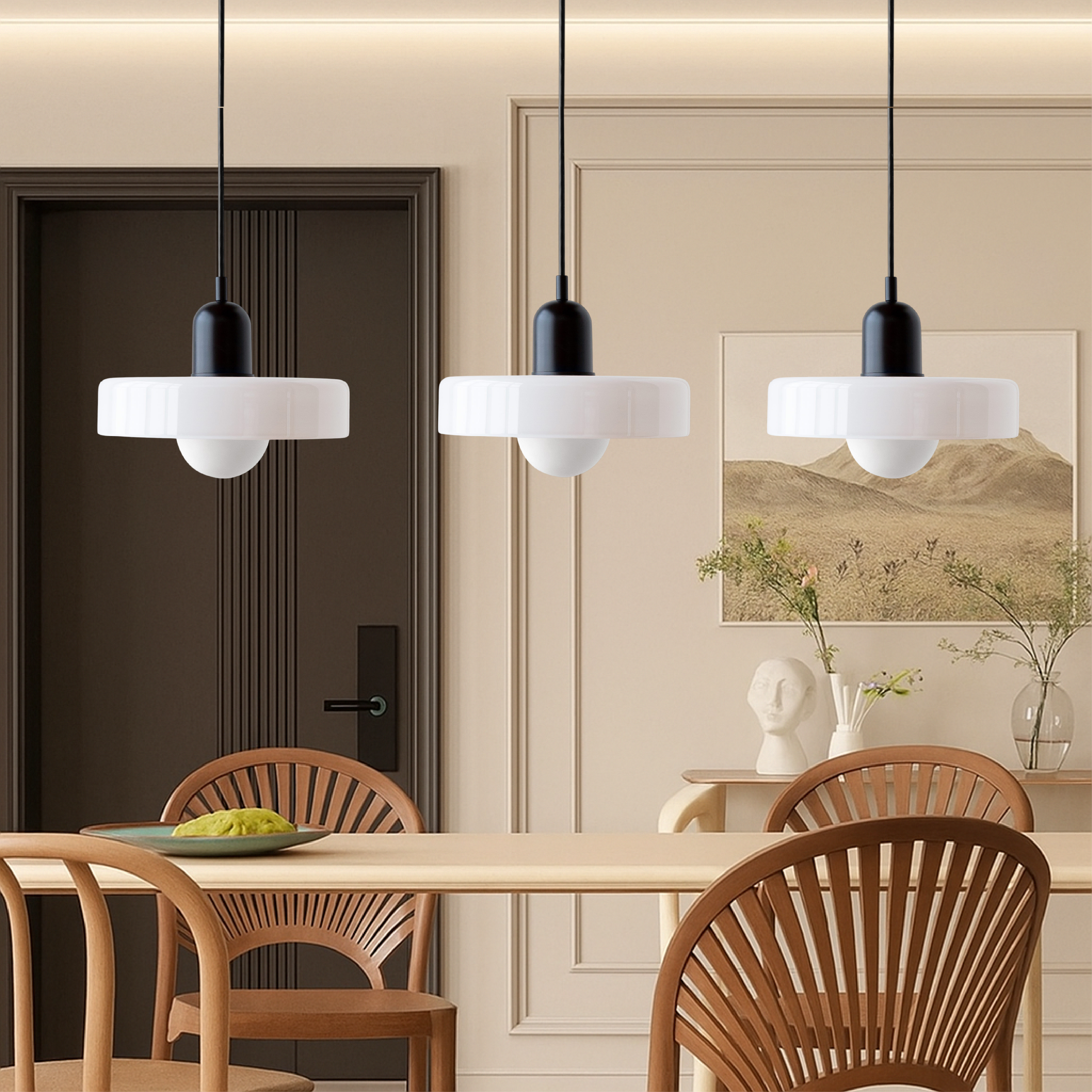 Lampada a sospensione Bauhaus a 3 teste in vetro colorato