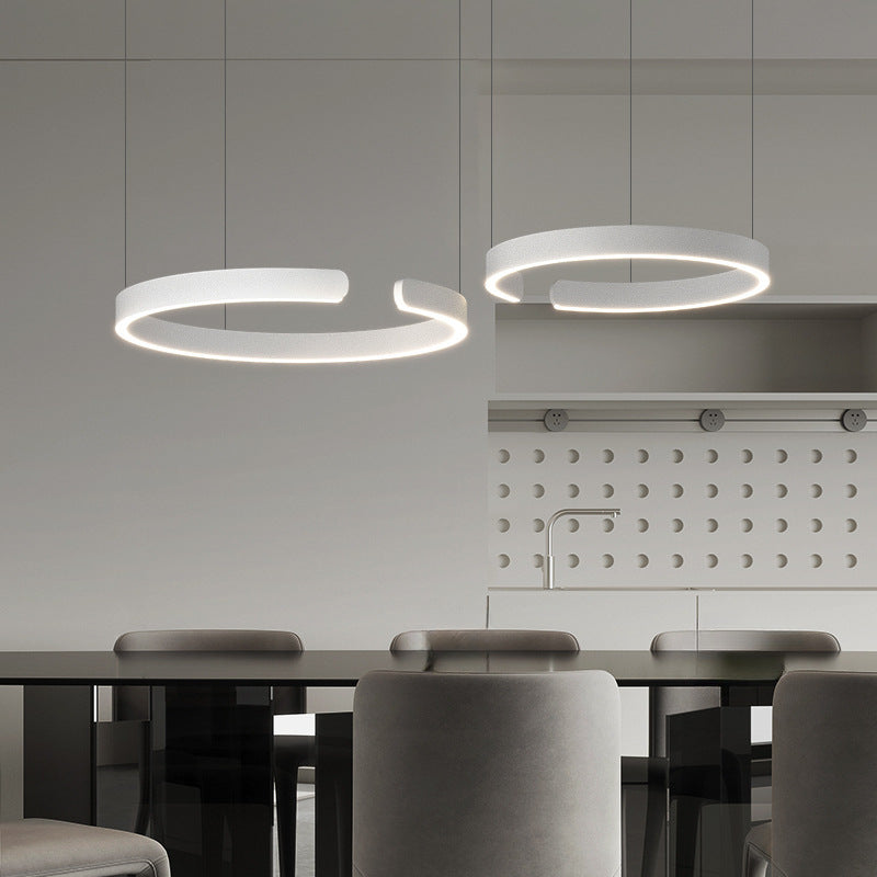 Lampada a sospensione ad anello Esthetica
